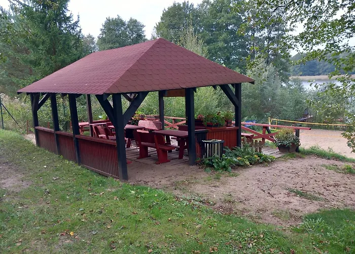 Golf I Jezioro Сasa de vacaciones Tomaszkowo